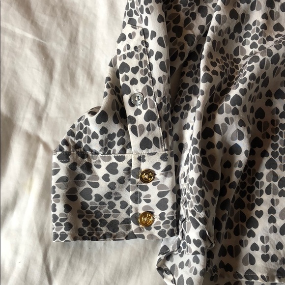 100% silk shirt that has the best pattern - Picture 4 of 8